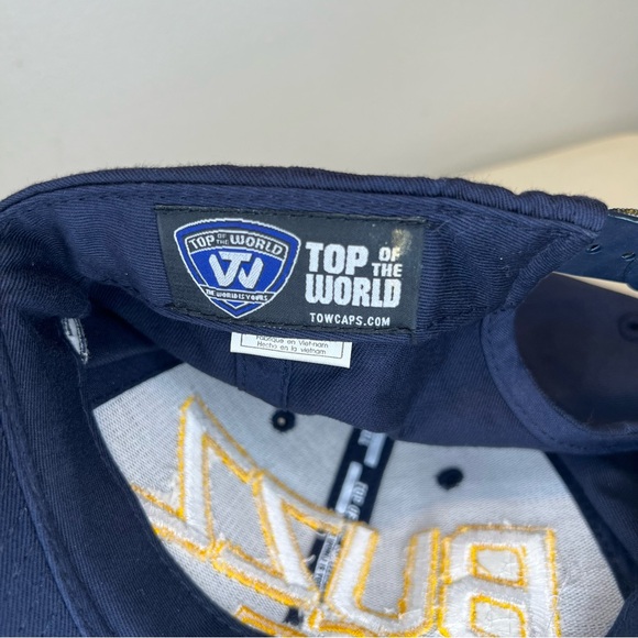 GT BUZZ Yellow Jacket Snapback Hat Top Of The World NWOT Cotton Blue Cap - Picture 8 of 8